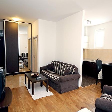 Apartments Draskovic Mirista Petrovazzo Esterno foto